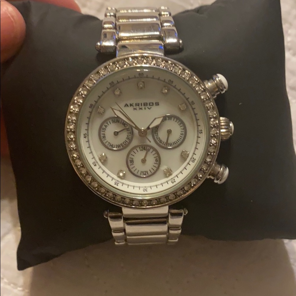 Akribos XXIV Women’s White Face Watch